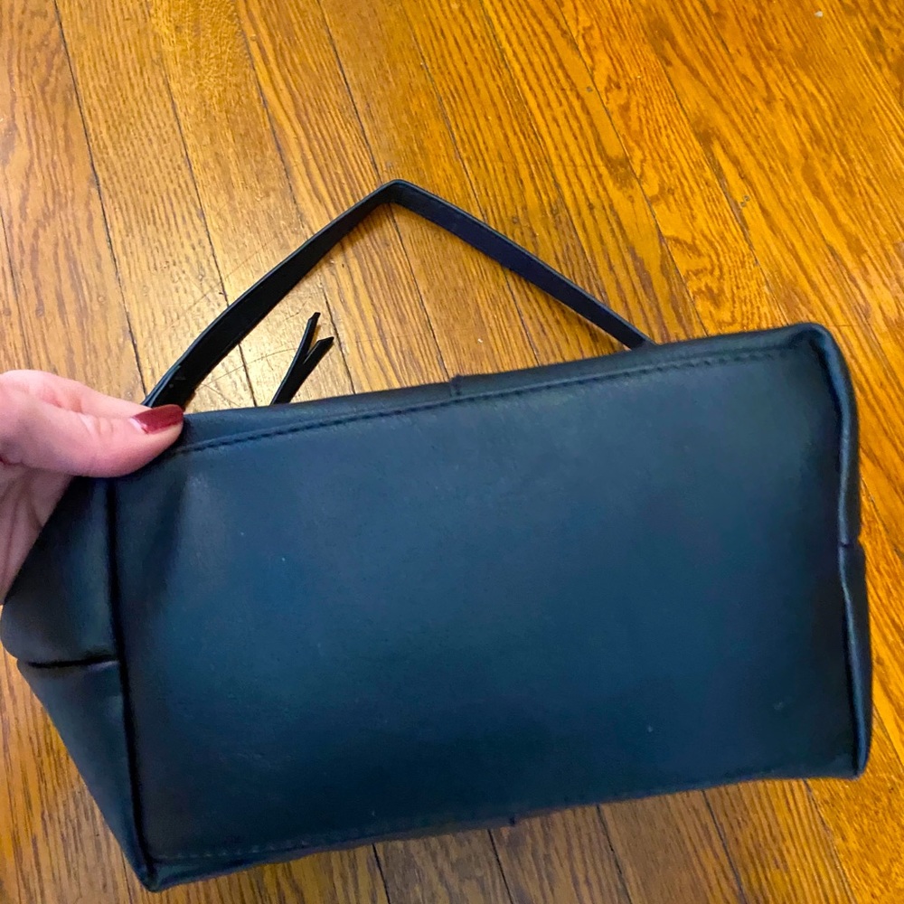 Universal Thread Black Shoulder Purse - image 5